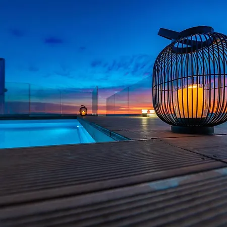 Bekina, Stylish Rooftop Pool * Mandre